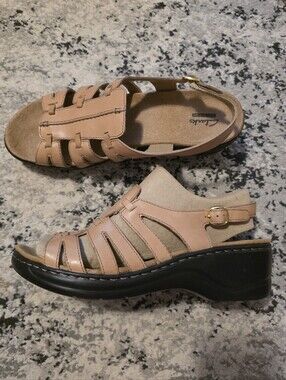 Clarks Lexi Merigold Sandals Leather Beige Womens 11 Brand New Comfort Preppy